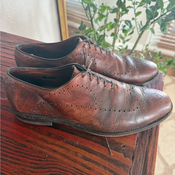 Allen Edmonds Classic Brown Leather Men\'s Shoes
